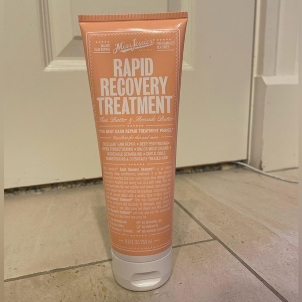 8.5 FL OZ MISS JESSIES CURLY HAIR TREATMENT ‼️